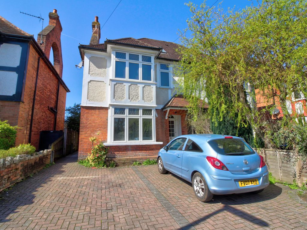 9 bed semidetached house for sale in Stoke Road, Guildford GU1 Zoopla