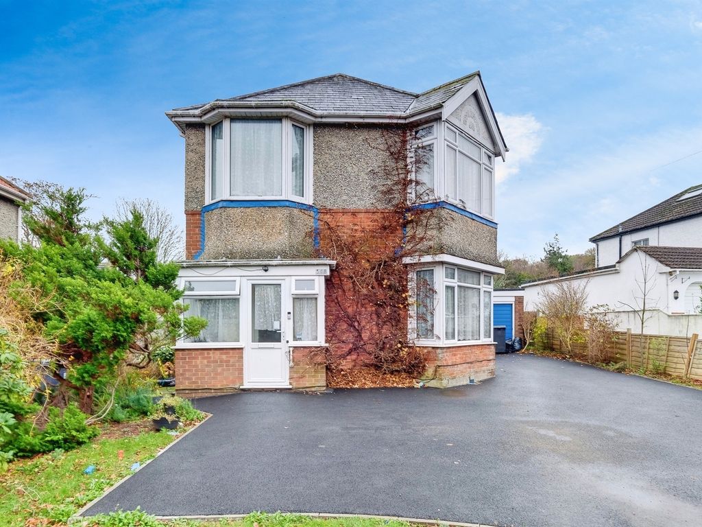 3 bed detached house for sale in Charminster Road, Bournemouth BH8, £420,000 Zoopla