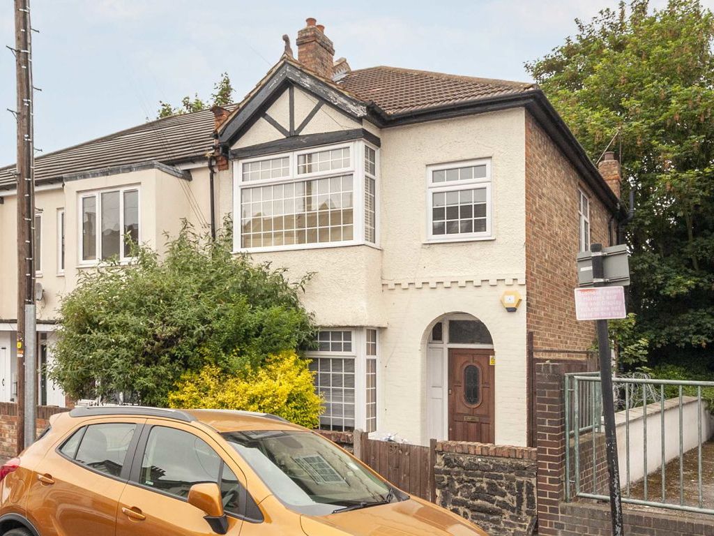 3 bed property for sale in Longmead Road, London SW17 Zoopla