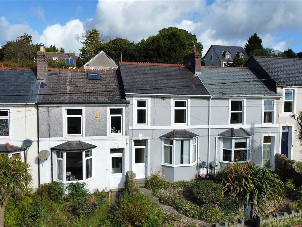 3 bed terraced house for sale in Clifton Terrace, Liskeard, Cornwall