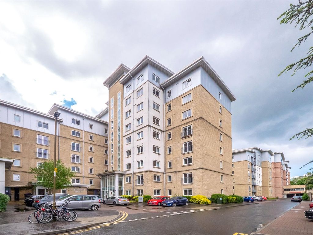 39/37 Pilrig Heights, Edinburgh EH6