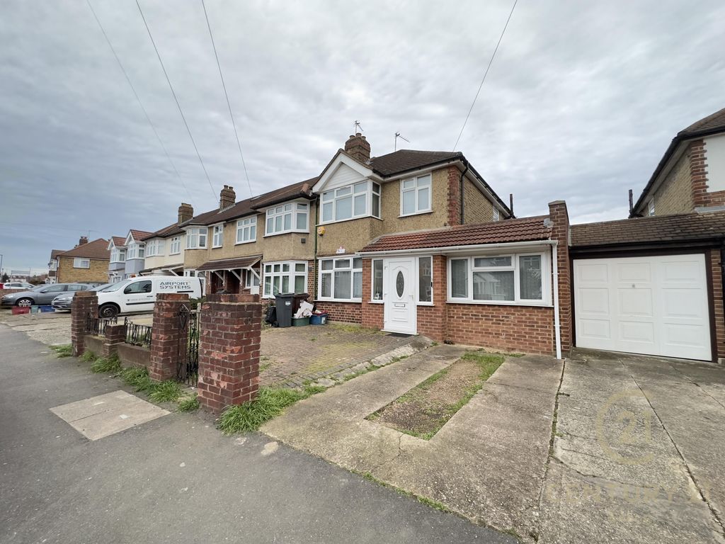 4 bed end terrace house for sale in Springwell Road, Heston, Hounslow