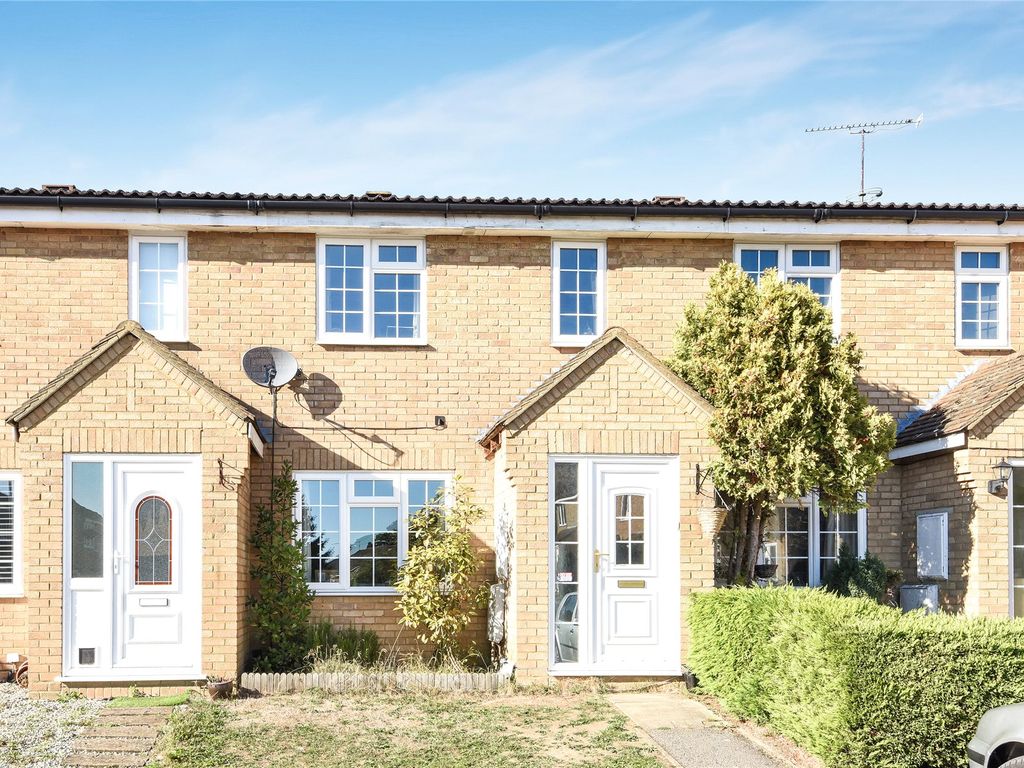 3 bed terraced house to rent in Appletree Way, Owlsmoor, Sandhurst