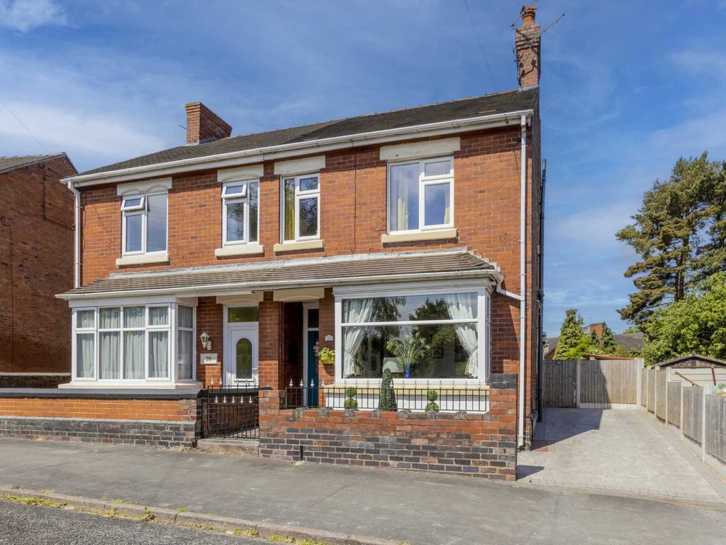 3 bed semidetached house for sale in Thistleberry Avenue, Newcastle Under Lyme ST5 Zoopla