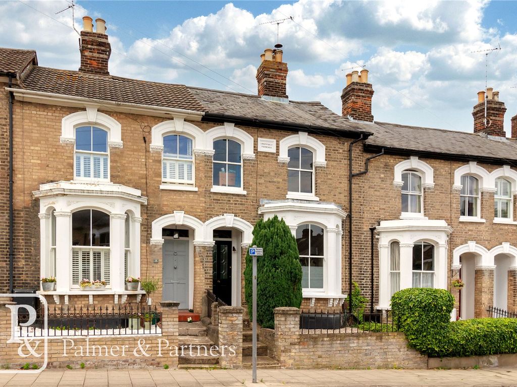 3 bed terraced house for sale in Creffield Road, Lexden, Colchester