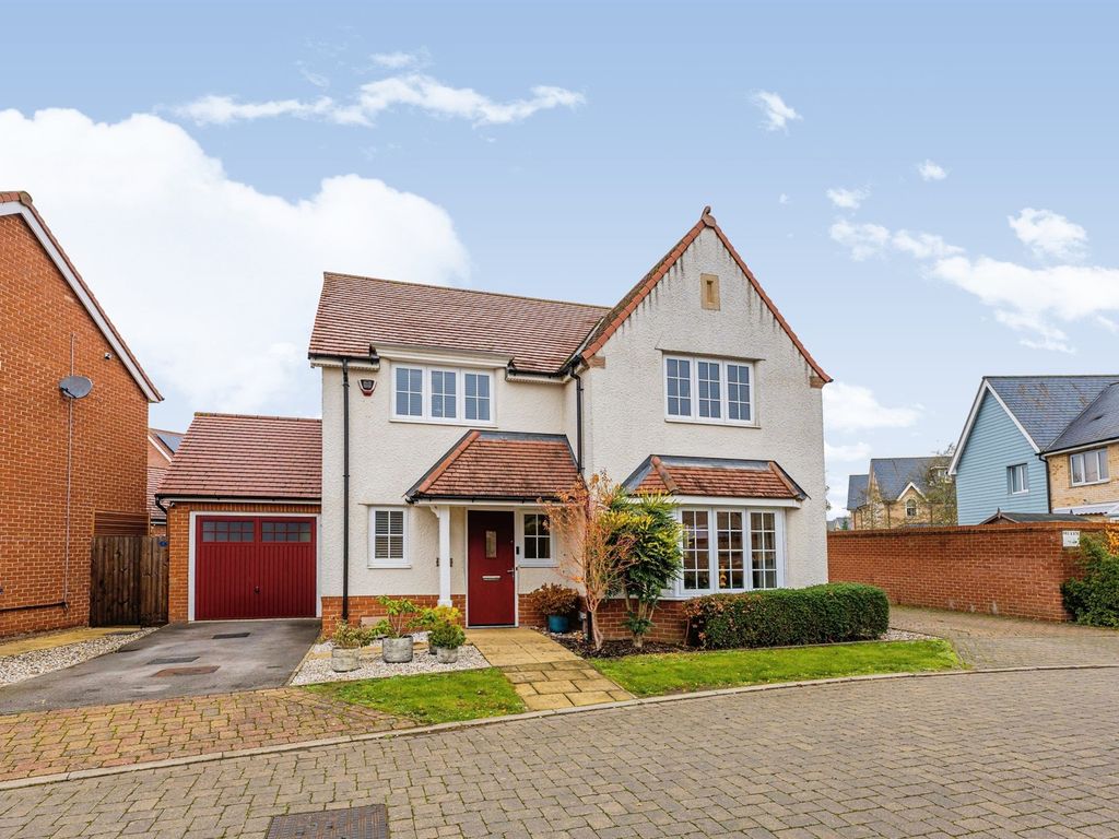 4 bed detached house for sale in Radland Close, St. Neots PE19 Zoopla