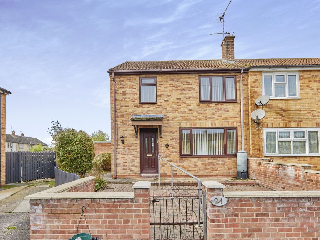 3 bed end terrace house for sale in Trusley Gardens, Littleover, Derby