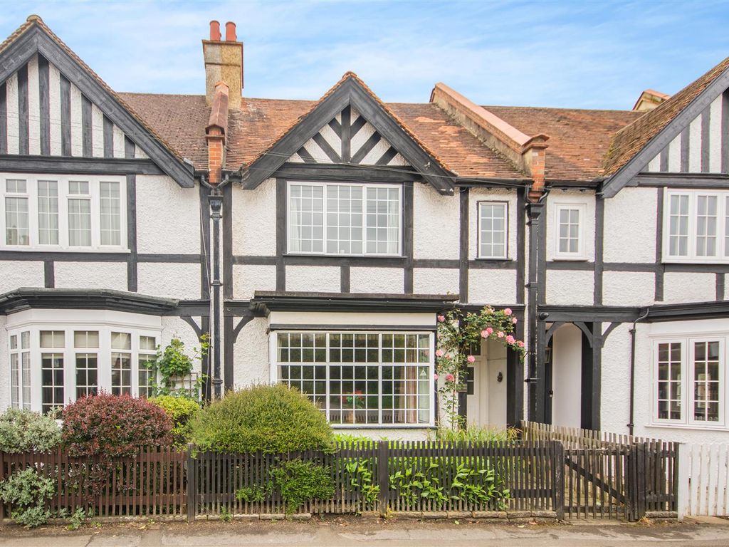 4 bed property for sale in St Bees, Lower Road, Chorleywood WD3 Zoopla