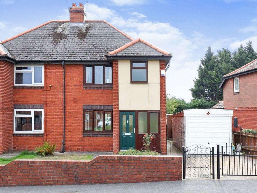 3 bed semidetached house for sale in Miles Road, High Green, Sheffield