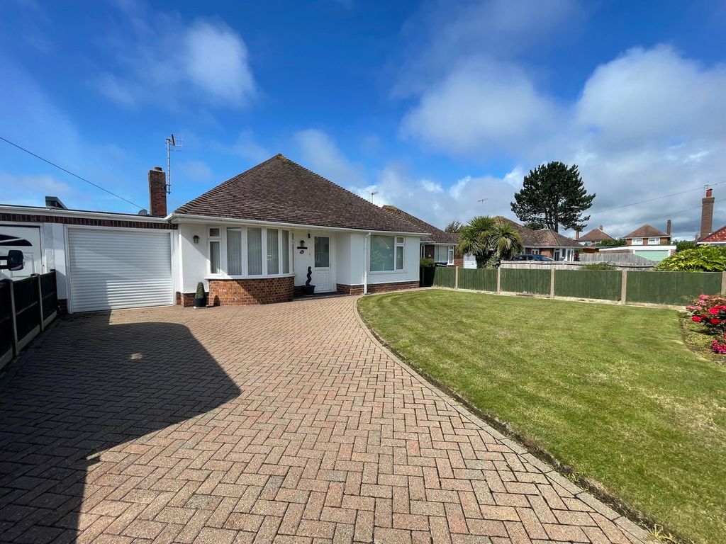 2 bed detached bungalow for sale in Frobisher Close, Worthing BN12, £