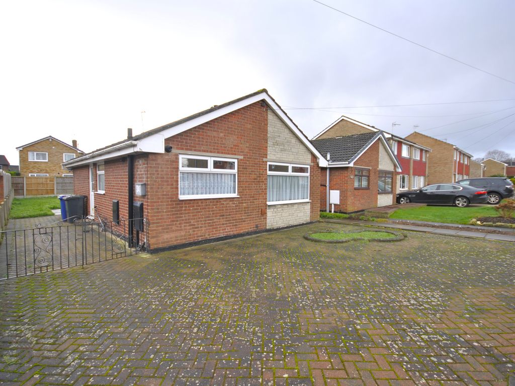 2 bed detached bungalow for sale in Spilsby Close, Cantley, Doncaster