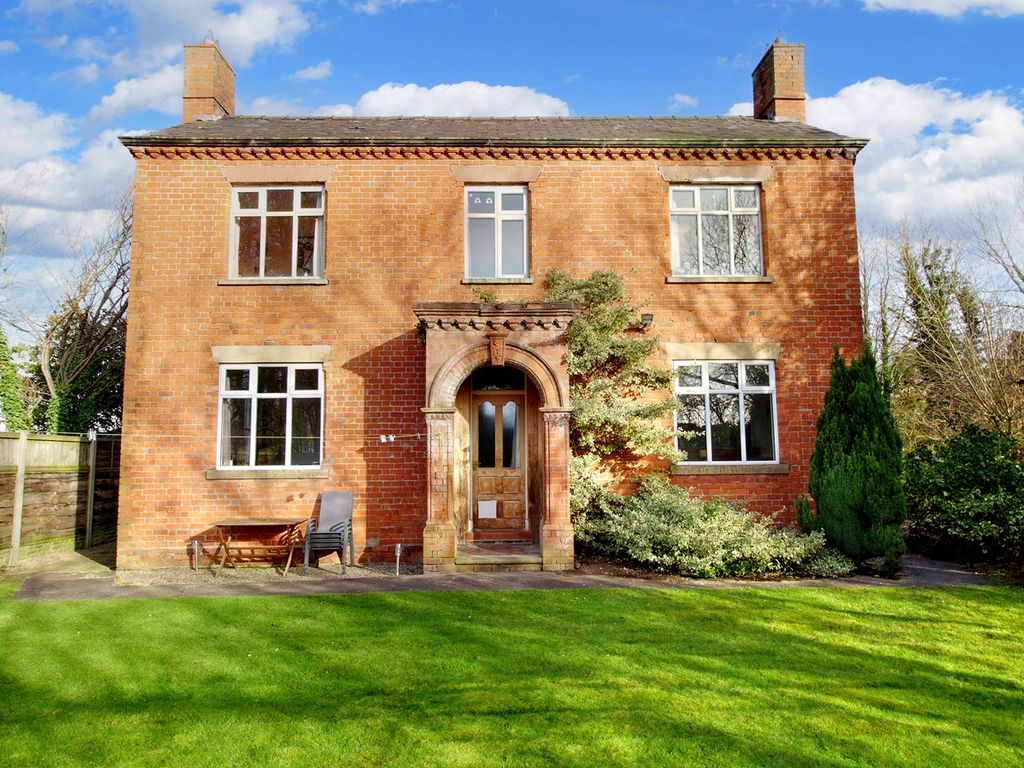 5 bed detached house for sale in Heath Lane, Wincham, Northwich CW9