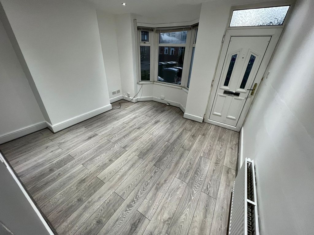 2 bed property to rent in Astley Avenue, Coventry CV6, £1,150 pcm Zoopla