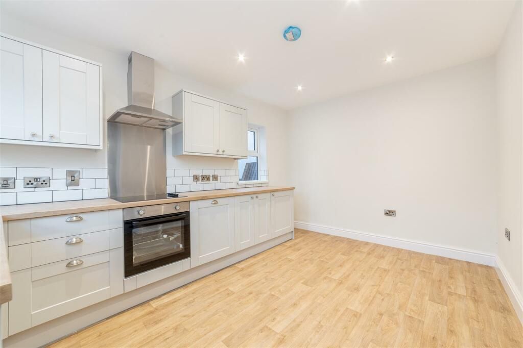 2 bed end terrace house for sale in Nelson Street, Norwich NR2, £