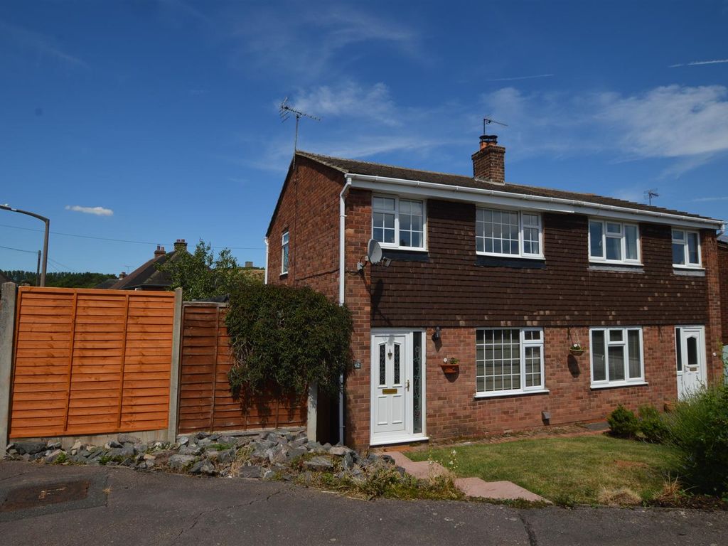 3 bed semidetached house for sale in Hastings Close, BreedonOnTheHill, Derby DE73 Zoopla