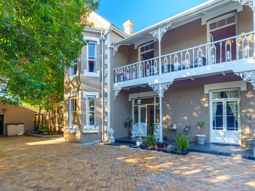 5 bed detached house for sale in 28 St Andrews Road, Claremont