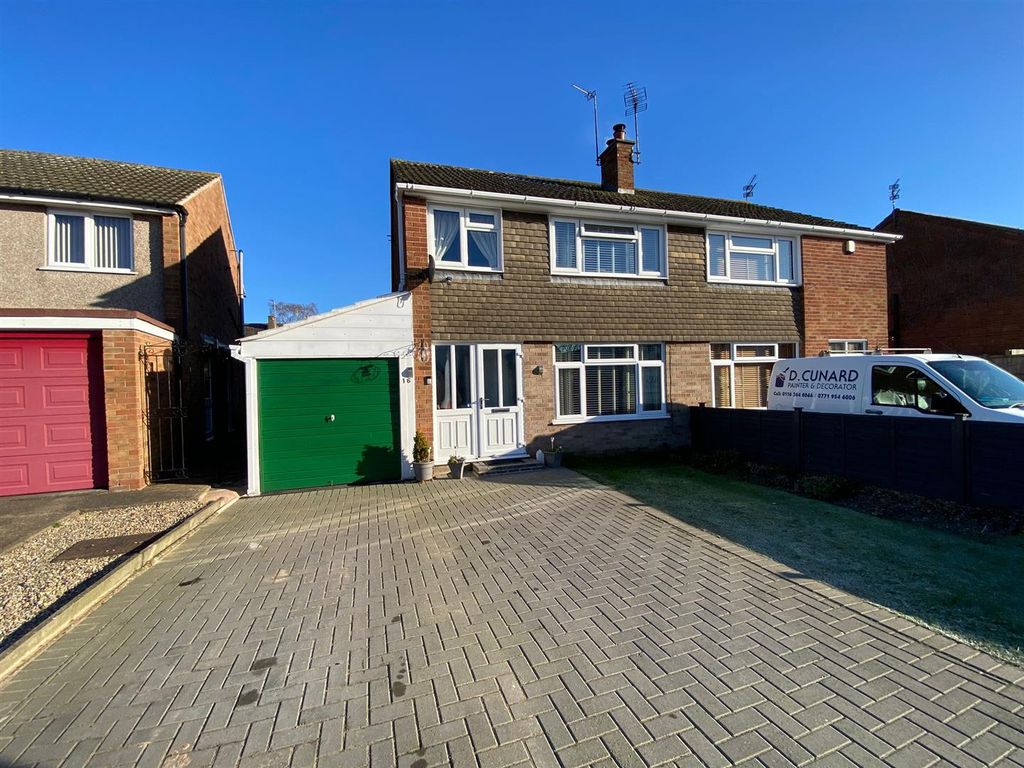 3 bed semidetached house for sale in Blake Court, Enderby, Leicester