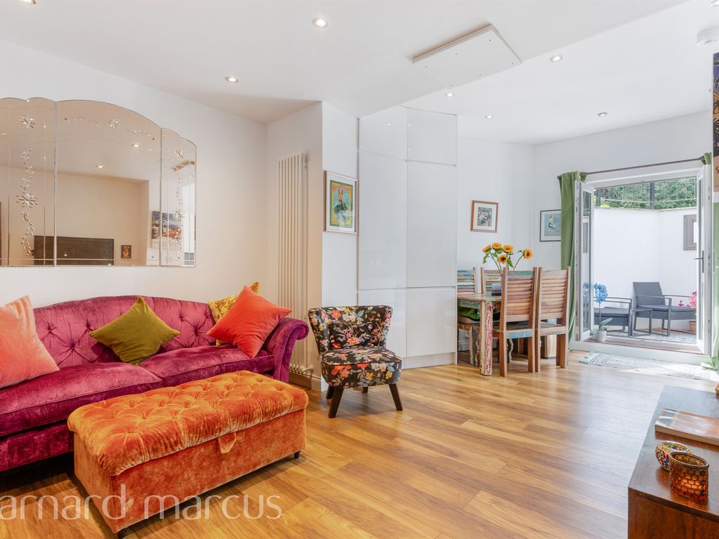 1 bed flat for sale in The Avenue, Coulsdon CR5 Zoopla