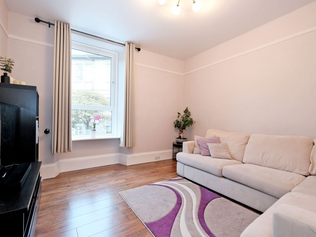 2 bed flat for sale in 1 Belgrave Terrace, Rosemount, Aberdeen AB25, £