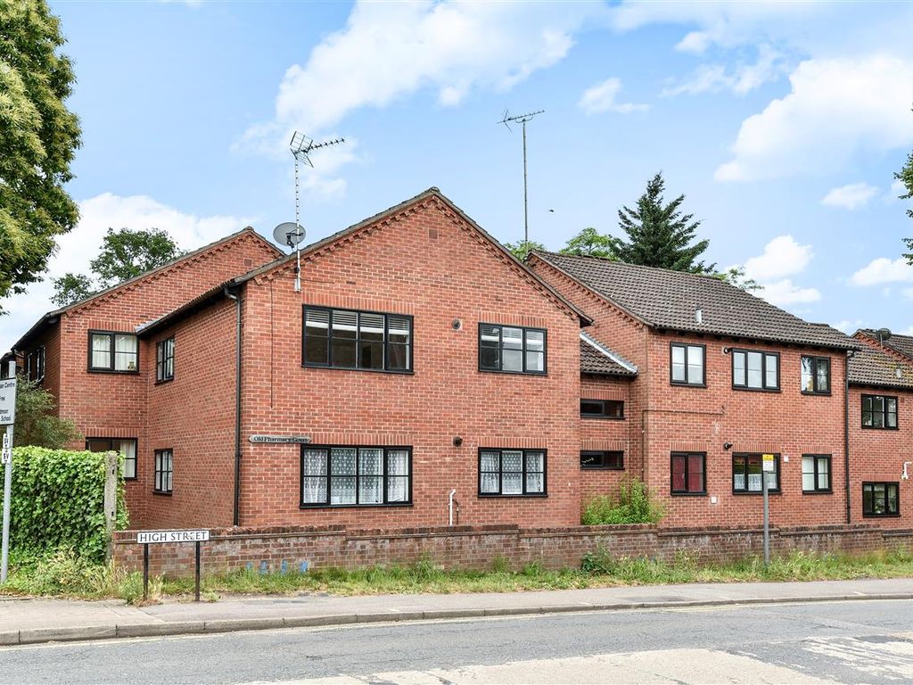 1 bed flat to rent in Old Pharmacy Court, Lower Broadmoor Road