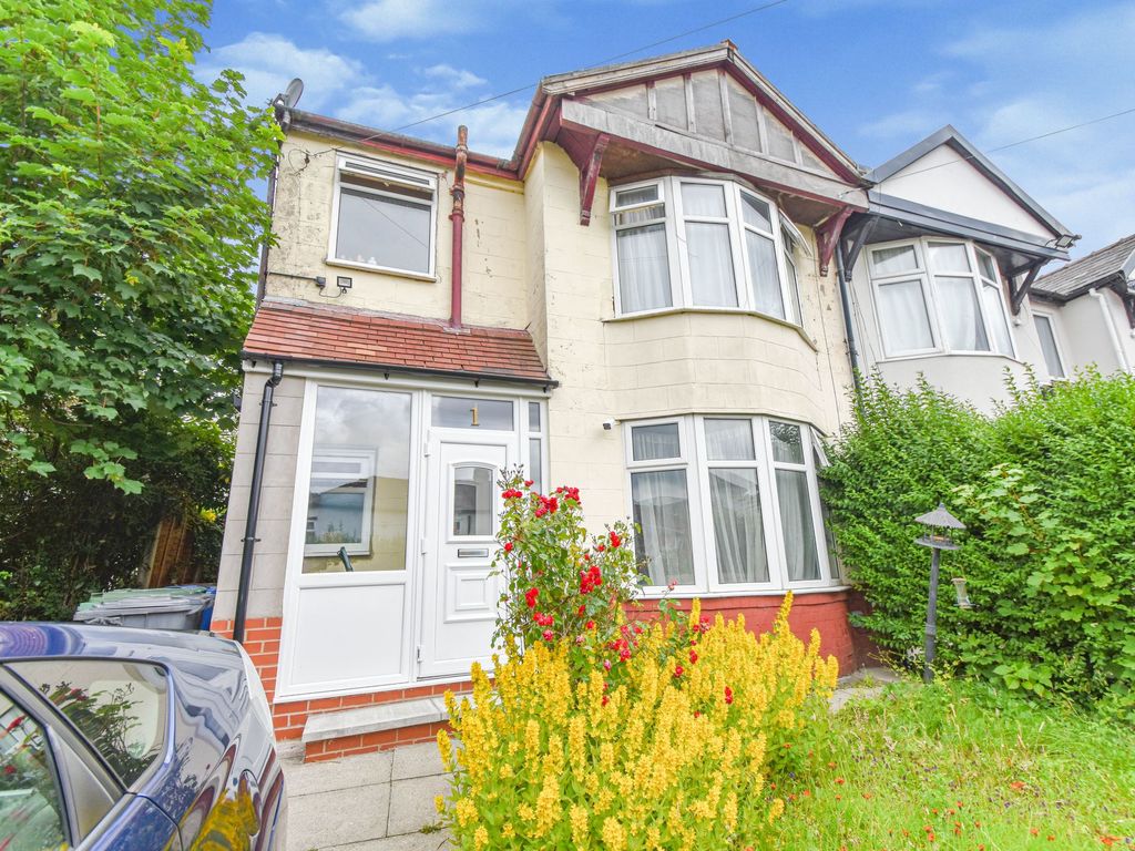 3 bed semidetached house for sale in Overbrook Drive, Prestwich M25