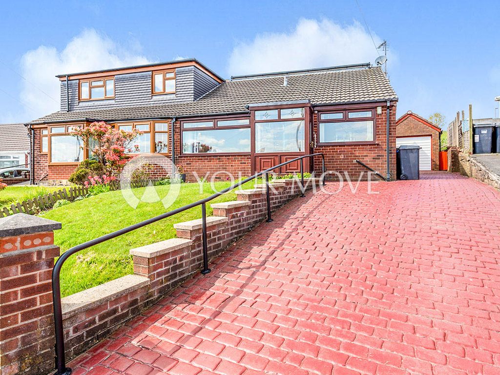 3 bed bungalow for sale in Grasmere Road, Royton, Oldham, Greater