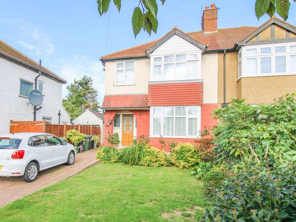 3 bed semidetached house for sale in Warren Drive South, Surbiton KT5, £635,000 Zoopla