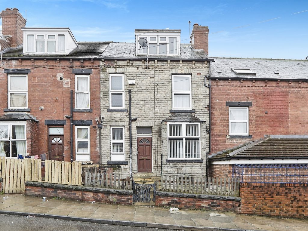 2 bed terraced house for sale in Conway Grove, Leeds LS8 Zoopla