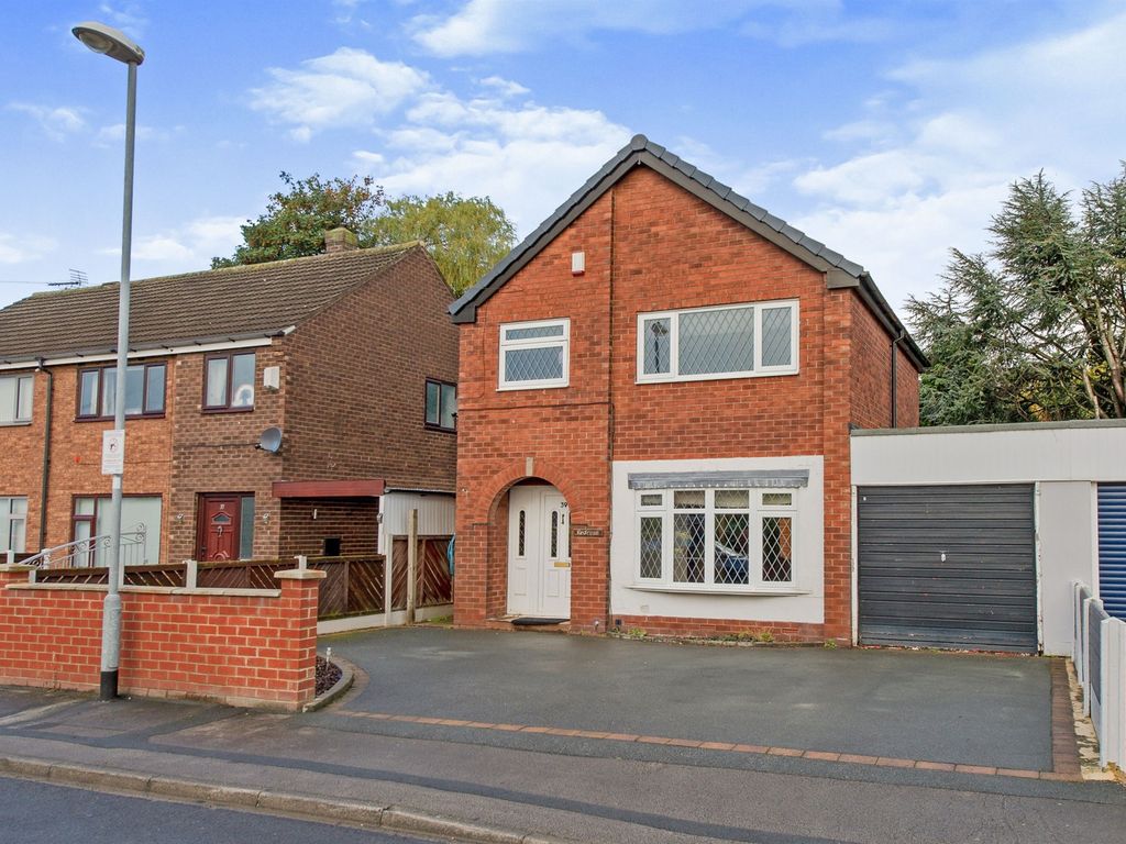 3 bed detached house for sale in Lowther Drive, Swillington, Leeds LS26