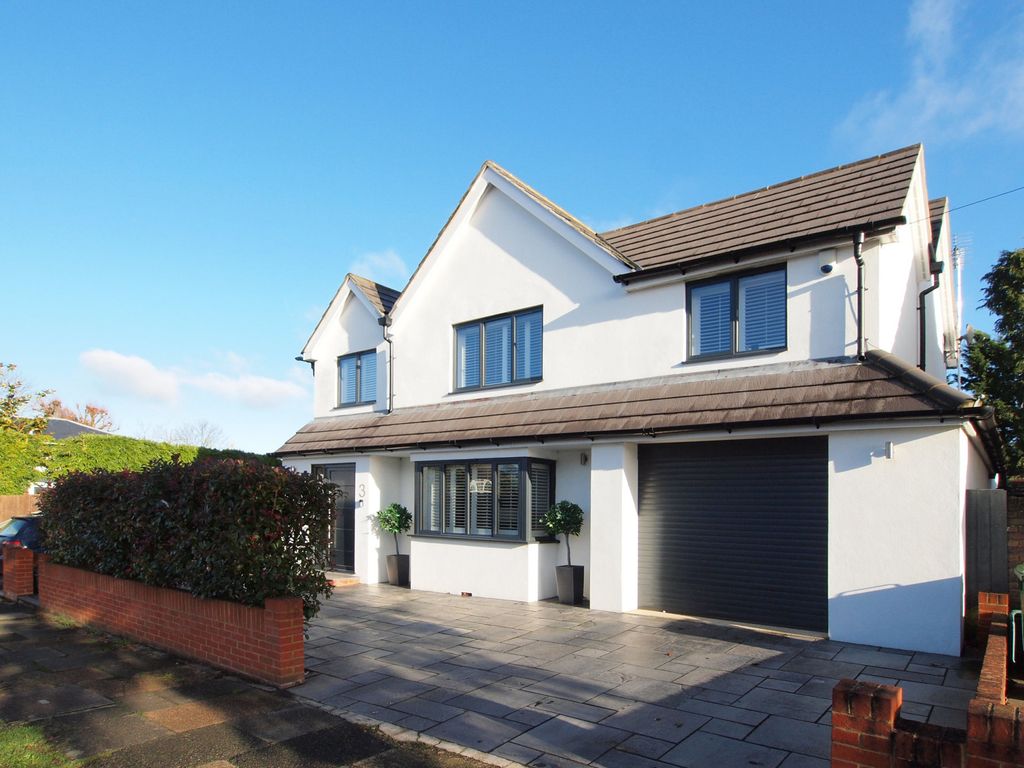 4 bed detached house for sale in The Mount, Ewell Village KT17, £