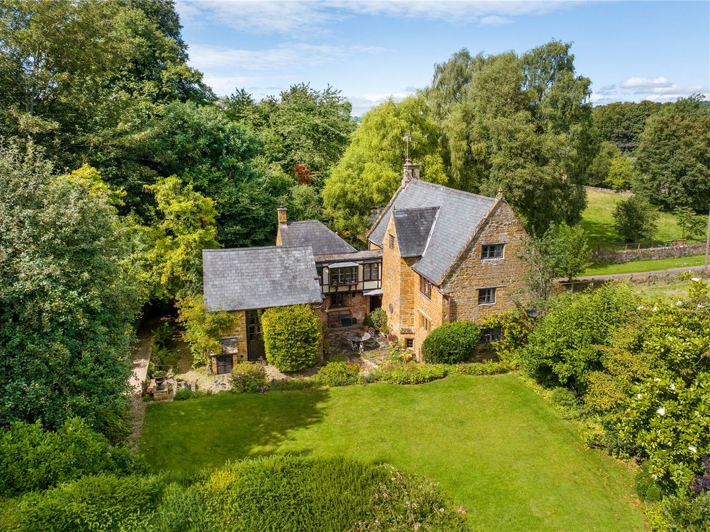 4 bed detached house for sale in South Newington, Banbury, Oxfordshire