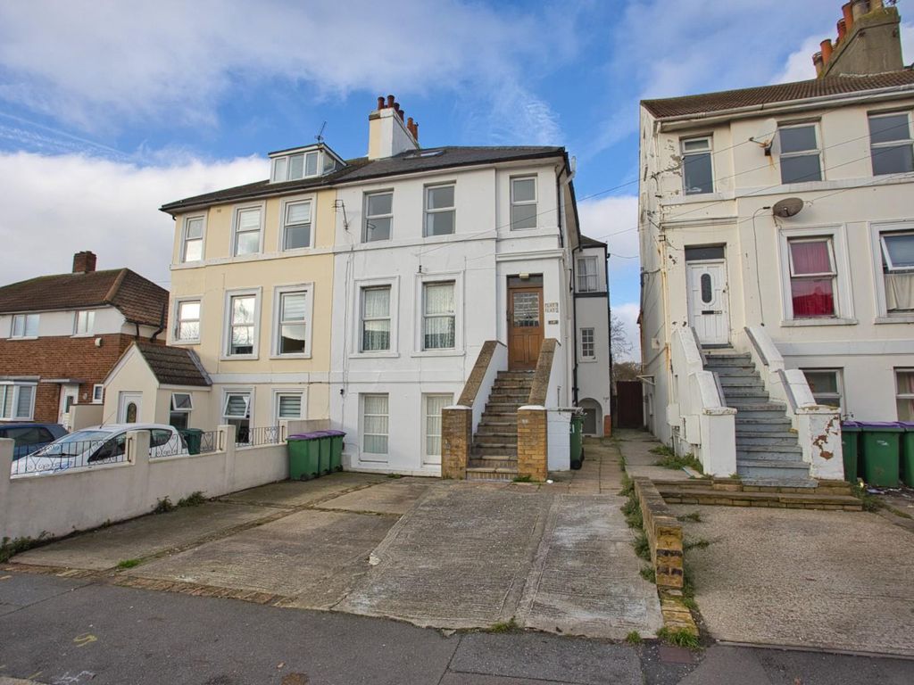 4 bed semidetached house for sale in Dover Road, Folkestone CT19 Zoopla