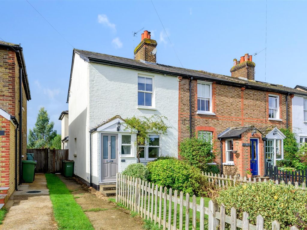 3 Bed End Terrace House For Sale In The Common, Ashtead KT21 - Zoopla