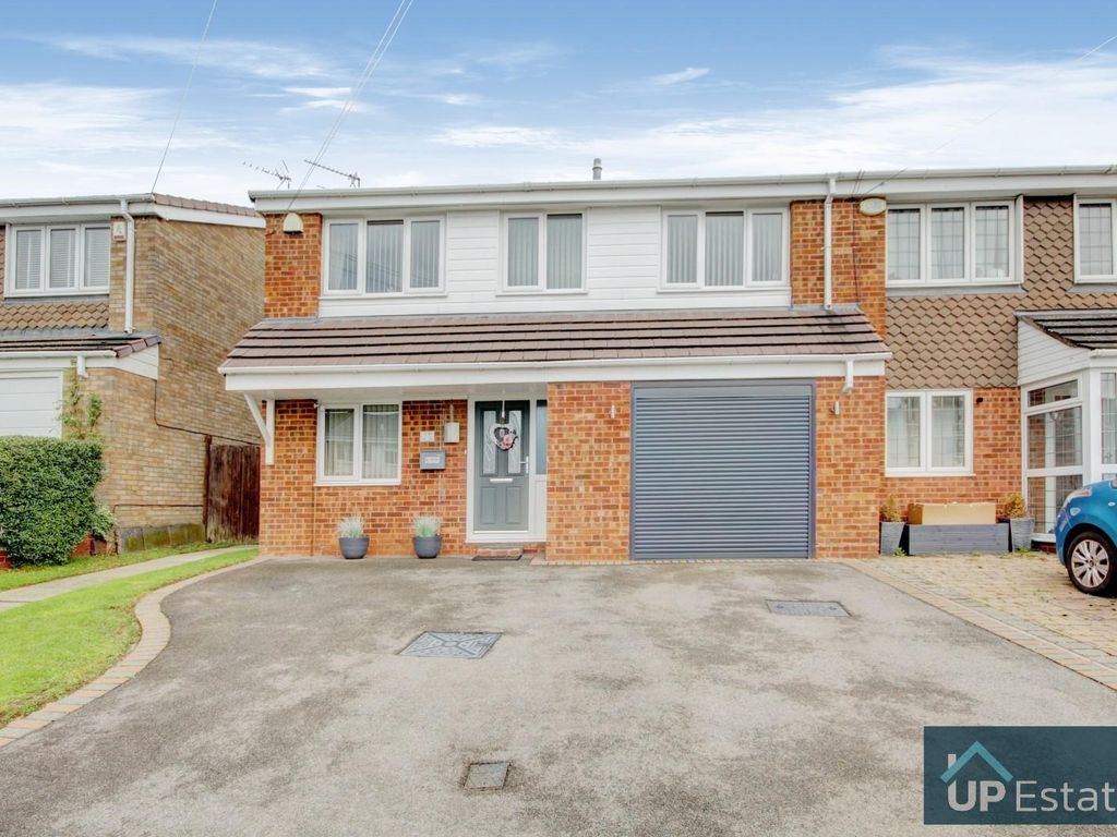 3 bed end terrace house for sale in Abbeydale Close, Binley, Coventry