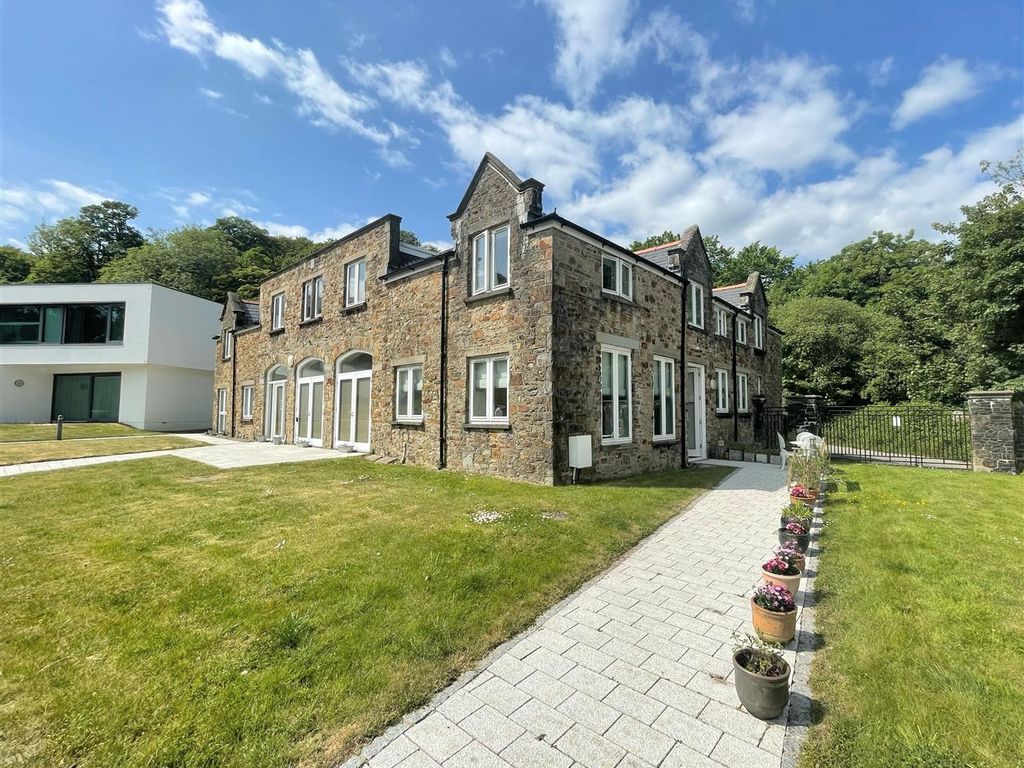 3 bed end terrace house for sale in Castle View, Blackpill, Swansea SA3