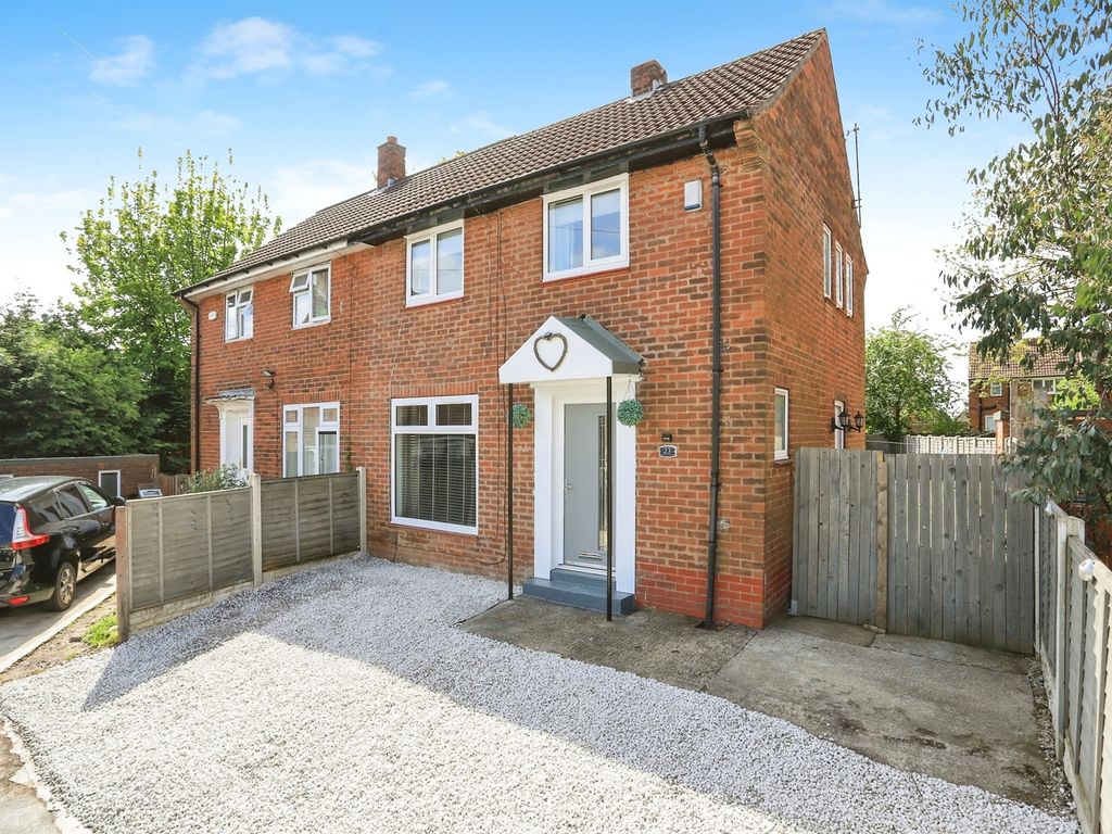 2 bed semidetached house for sale in Barncroft Gardens, Leeds LS14, £