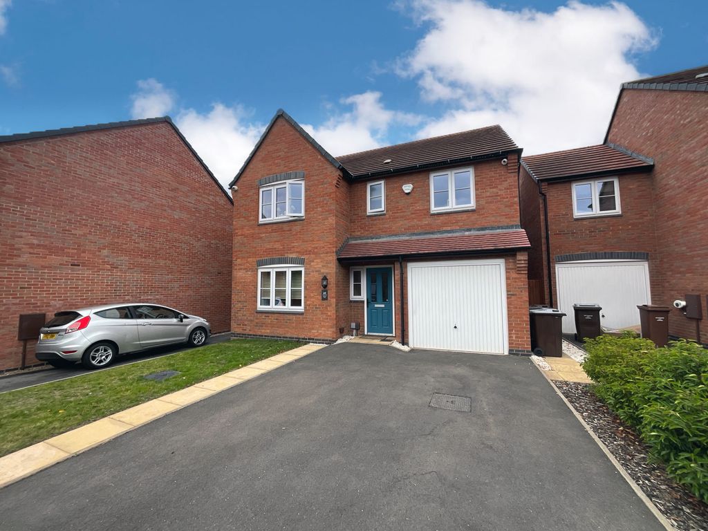 4 bed detached house for sale in Chalfont Drive, Nottingham NG8 Zoopla