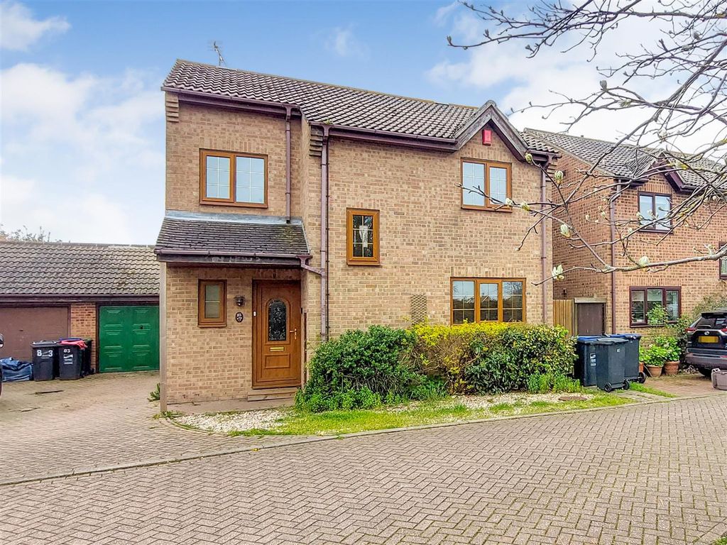 4 bed detached house for sale in Bromstone Road, Broadstairs CT10 Zoopla