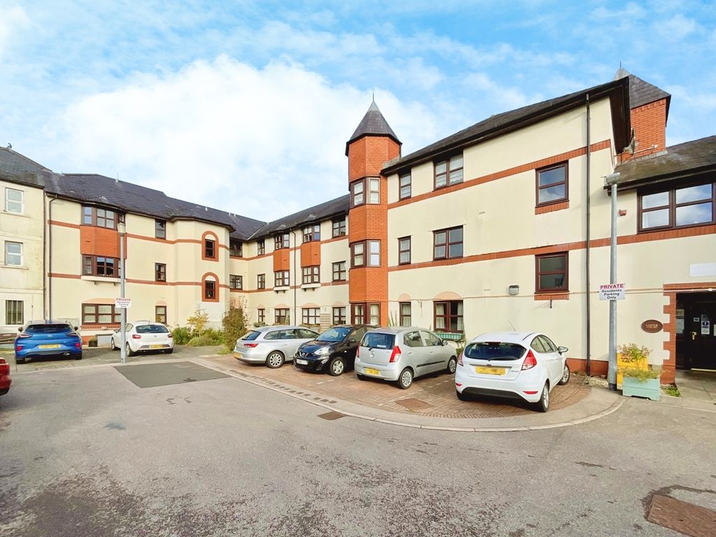 2 bed property for sale in Maryport Street, Usk NP15, £105,000 Zoopla