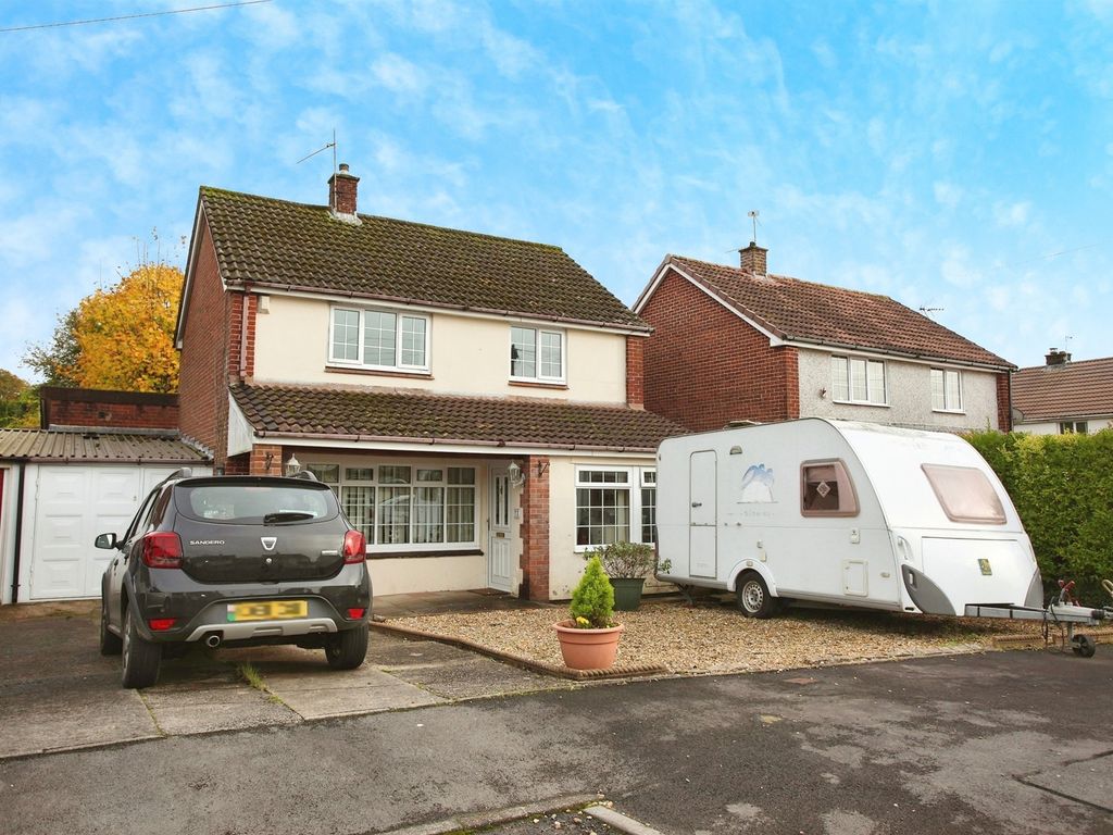 4 bed detached house for sale in Ridgeway, Machen, Caerphilly CF83, £410,000 Zoopla