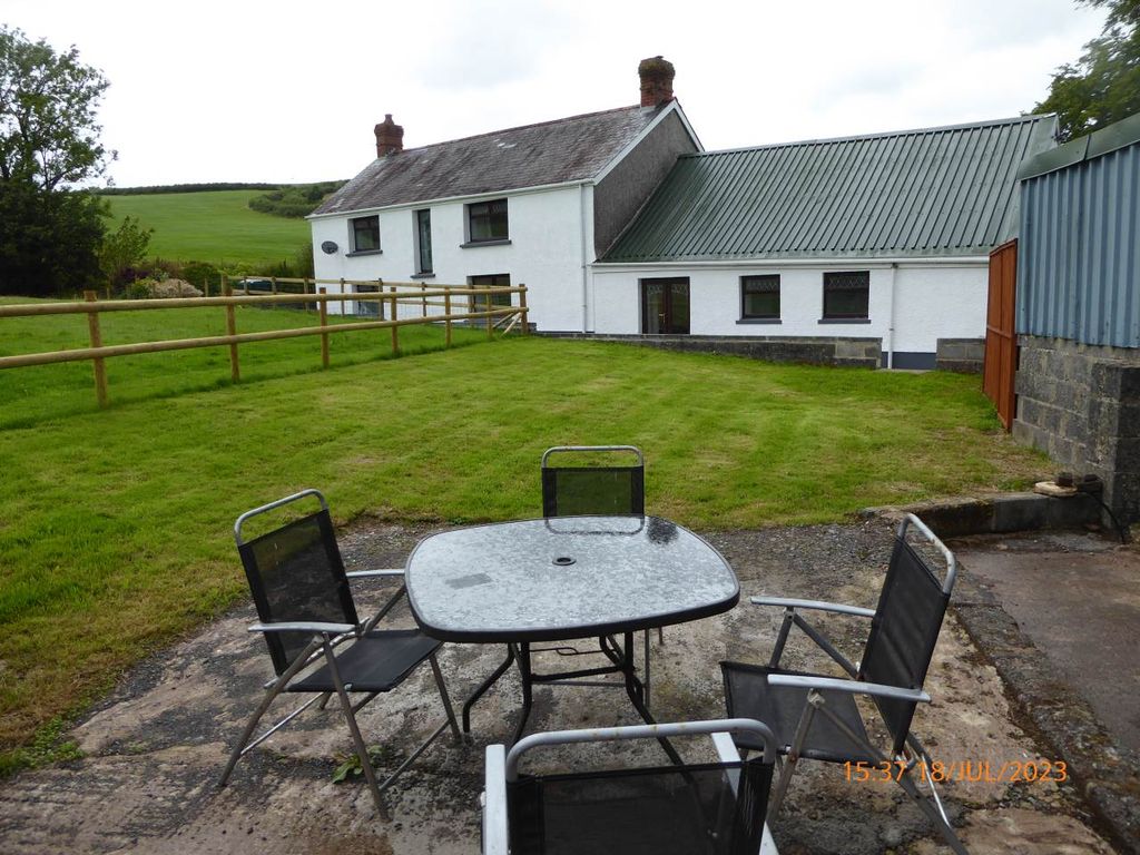 3 bed detached house to rent in Llangydeyrne Carmarthenshire, Kidwelly
