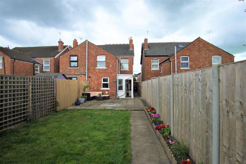 3 bed semidetached house for sale in Bristol Road, Gloucester GL1 Zoopla