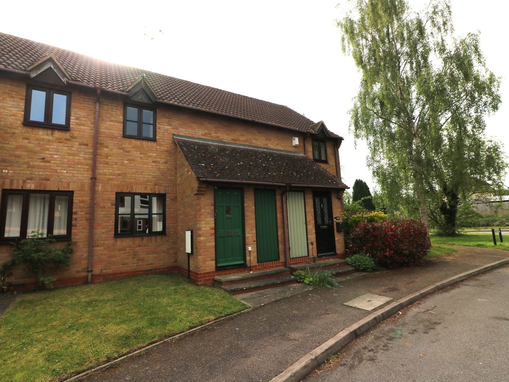 2 bed terraced house to rent in Carvers Croft, Woolmer Green SG3, £