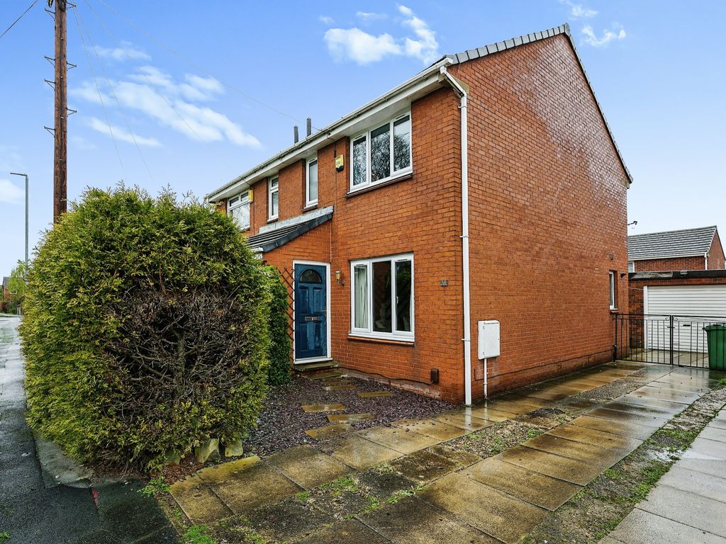 3 bed semidetached house for sale in Sharp House Road, Hunslet, Leeds