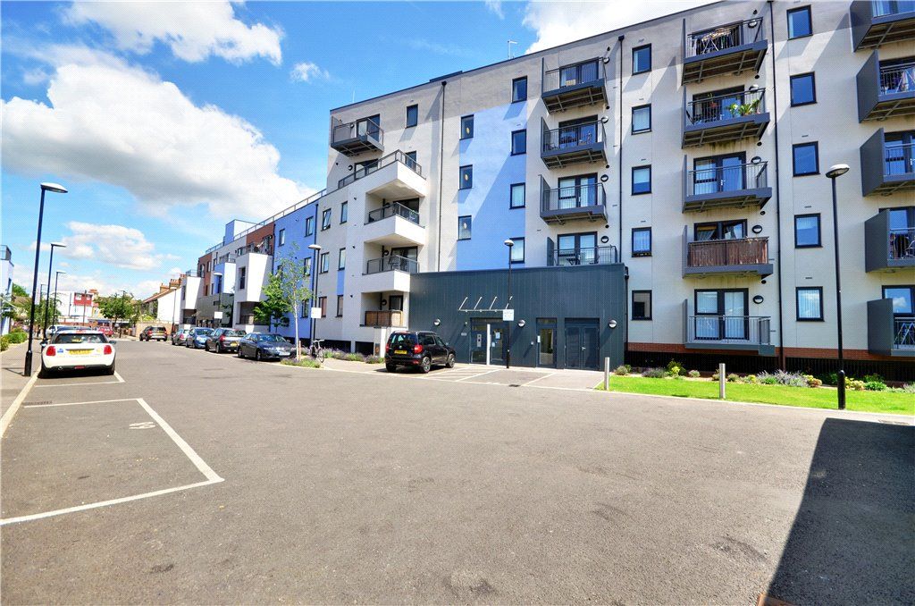 1 bed flat for sale in Salisbury Road, Southall, Middlesex UB2 Zoopla