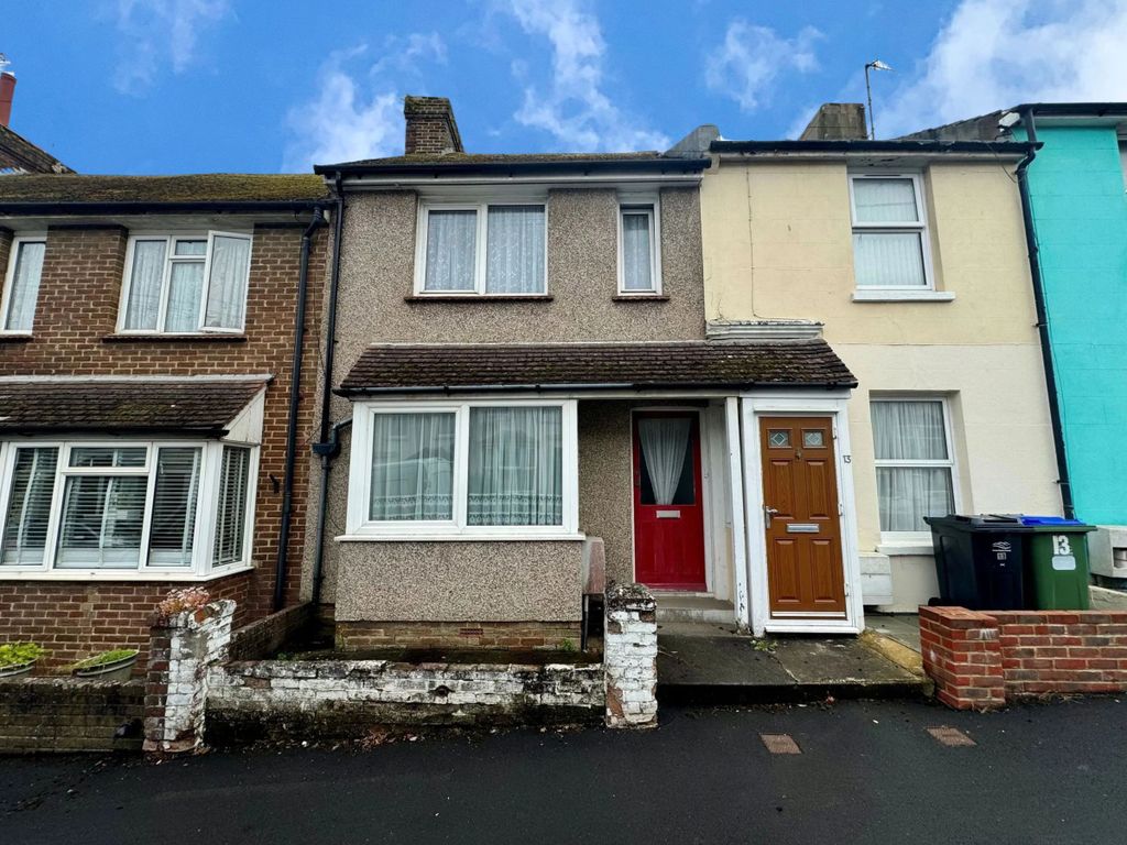 3 bed terraced house for sale in Evelyn Avenue, Newhaven BN9, £240,000