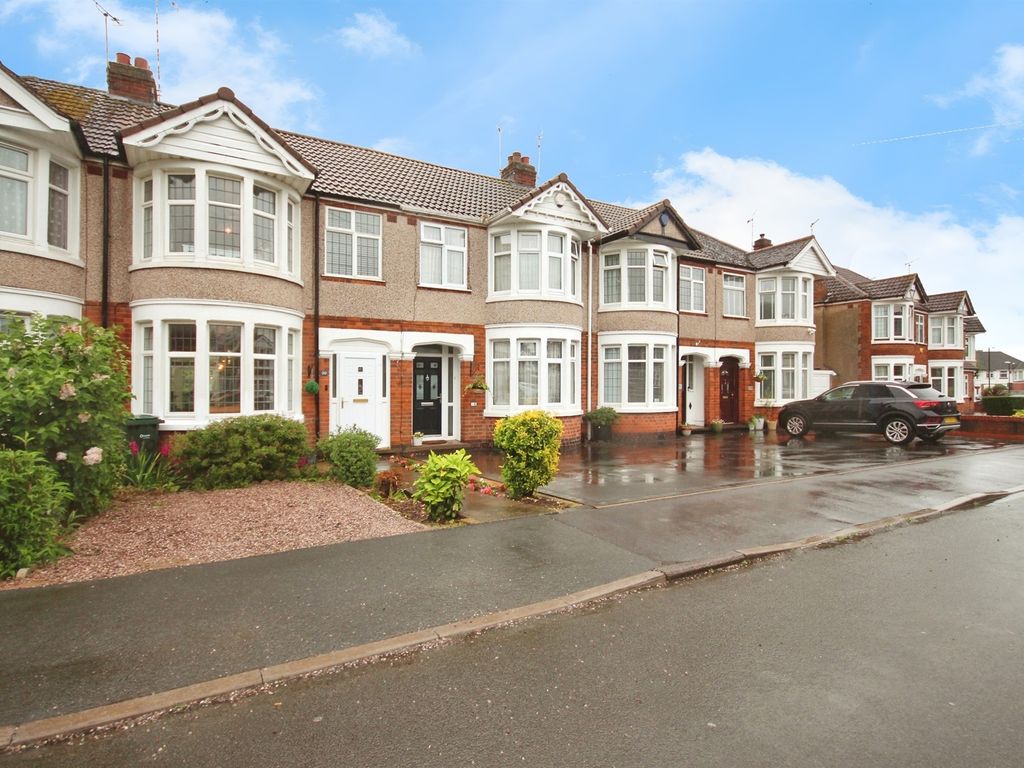 4 bed terraced house for sale in Overslade Crescent, Coundon, Coventry