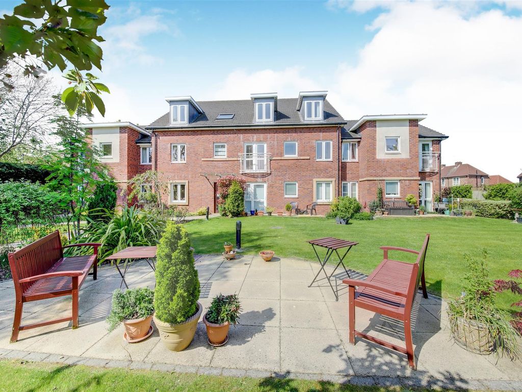 1 bed flat for sale in Browning Court, Fenham, Newcastle Upon Tyne NE4