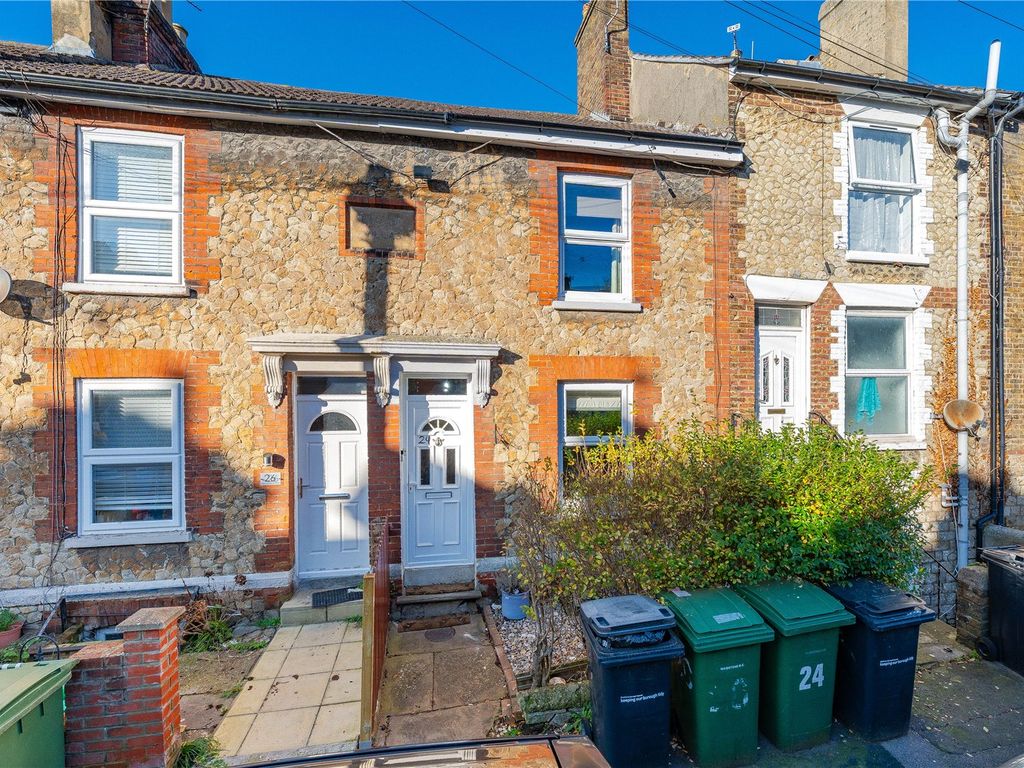2 bed terraced house for sale in Chillington Street, Maidstone ME14, £