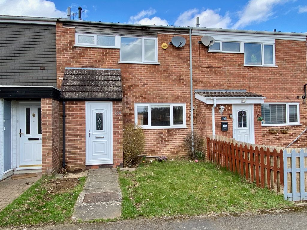 3 bed terraced house to rent in The Stour, Daventry, Northants. NN11